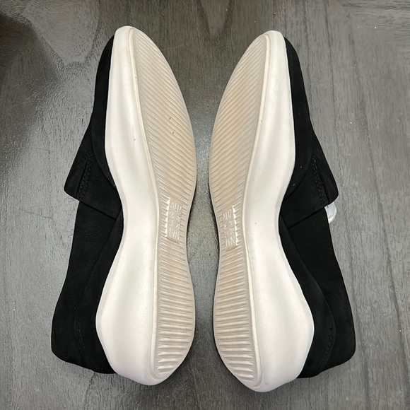 Naturalizer Slip-On Leather Sneakers - Ease NBCK (WIDE) - Picture 8 of 11